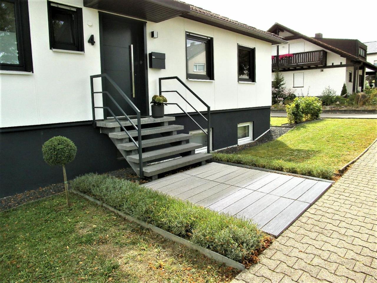 Mergl's Apartment *
